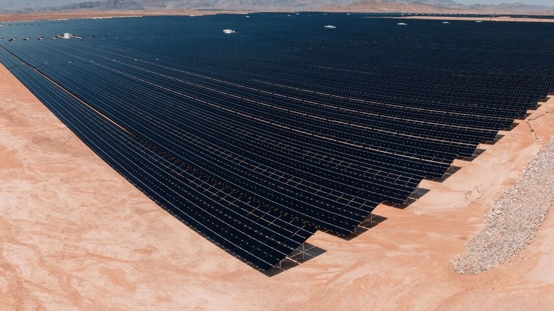 L’Algérie inaugure sa plus grande centrale photovoltaïque et la deuxième plus grande d’Afrique