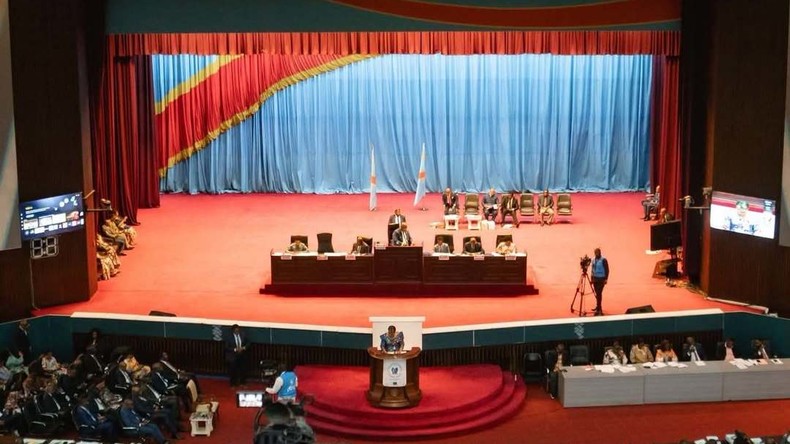 RDC : Judith Suminwa présente un projet de budget de 24,8 milliards de dollars pour 2027