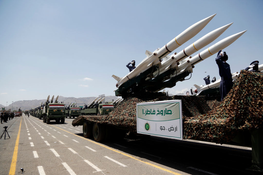 Yémen : les Houthis avertissent les compagnies aériennes du danger de survoler l’espace aérien saoudien