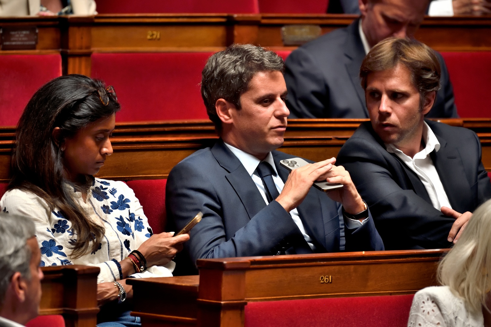 «La Paki» : après les «Mamadou» et les «rabzouz», Macron se voit à nouveau prêter des propos racistes