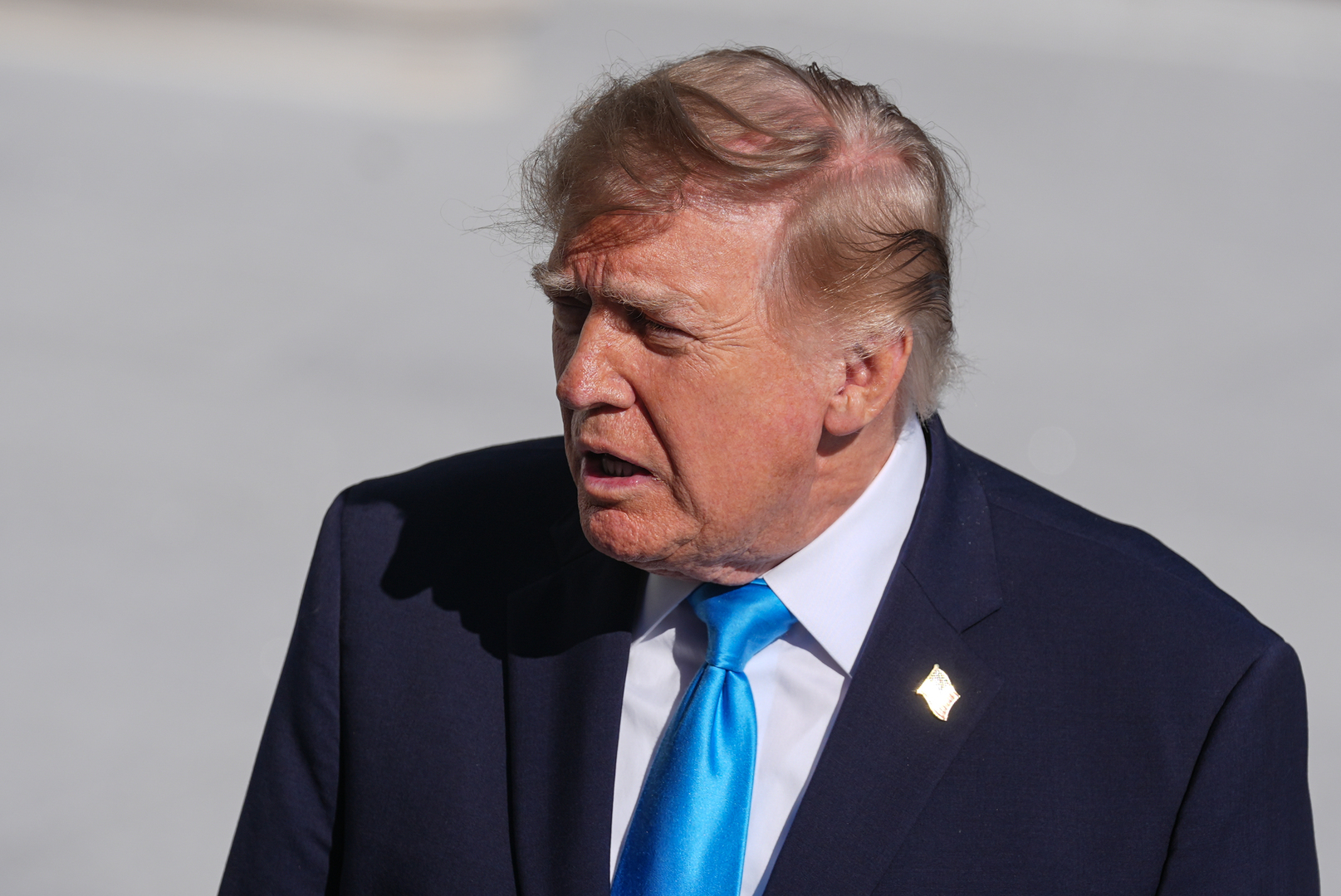 Trump estime que les auteurs de fuites d’informations confidentielles devraient être fusillés
