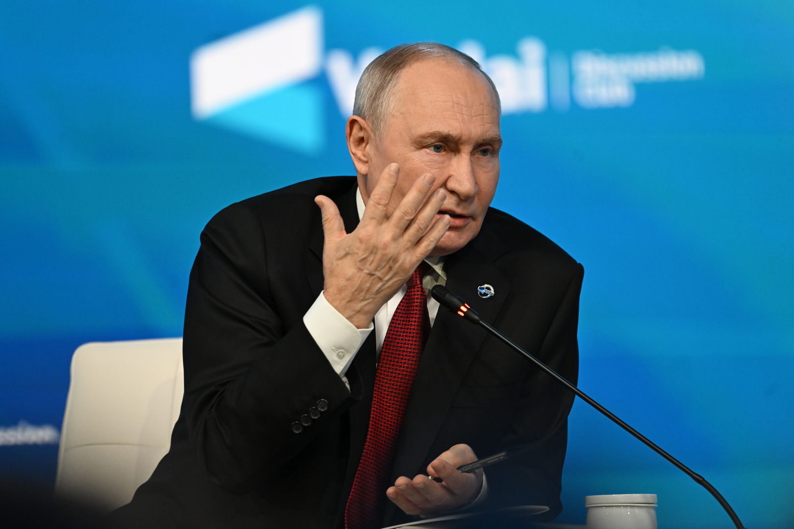 Poutine avertit Kiev : «Ils auraient dû réfléchir davantage aux conséquences»