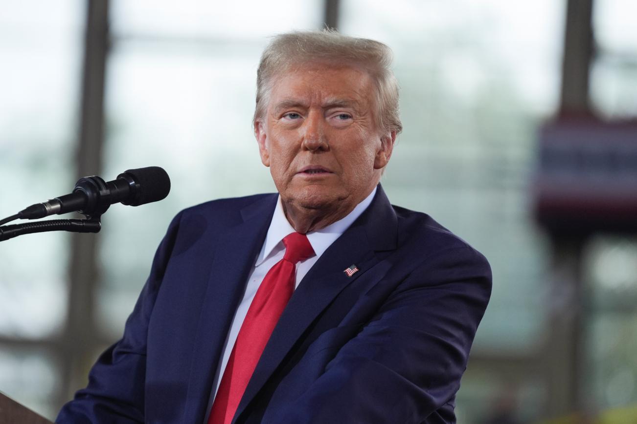Trump accuse Kiev d’avoir revendu des missiles américains