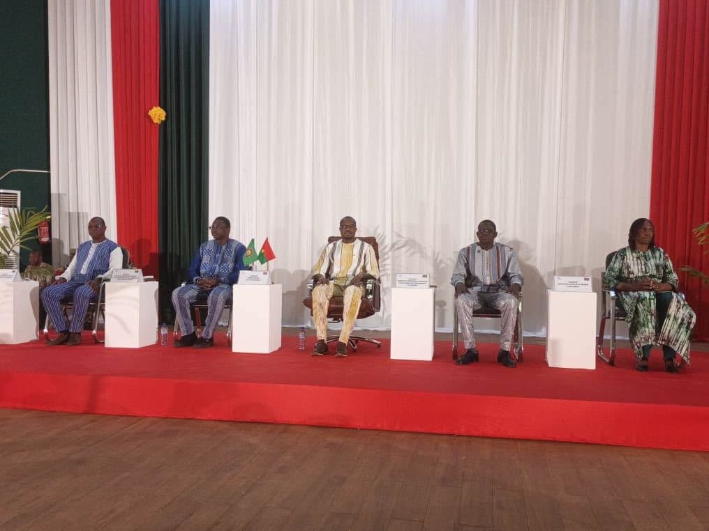 Burkina Faso : le gouvernement lance le pacte Nekré pour réformer l’éducation