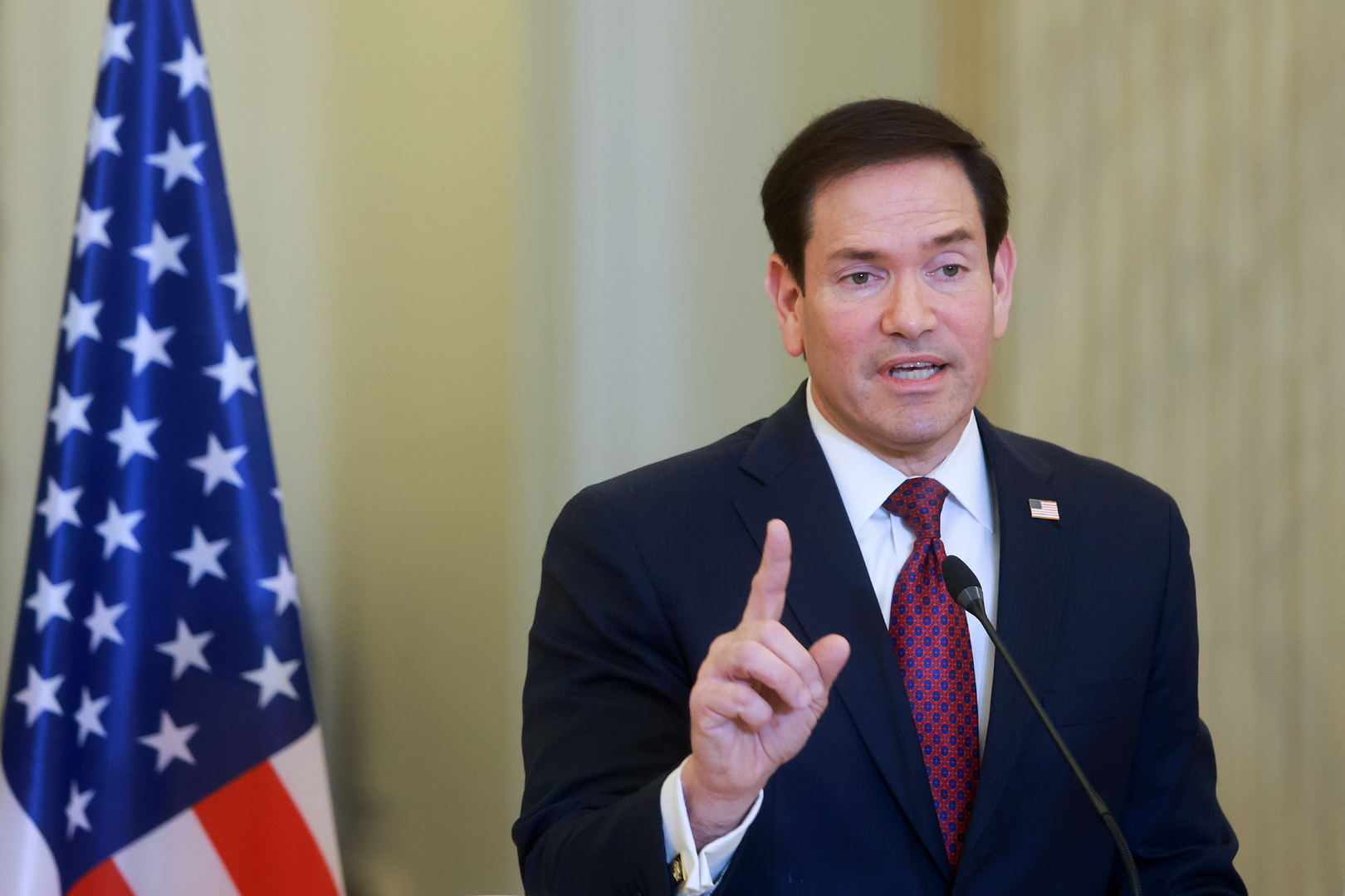 «Aucun doute, il y a des tensions» entre Washington et Kiev, reconnaît Rubio