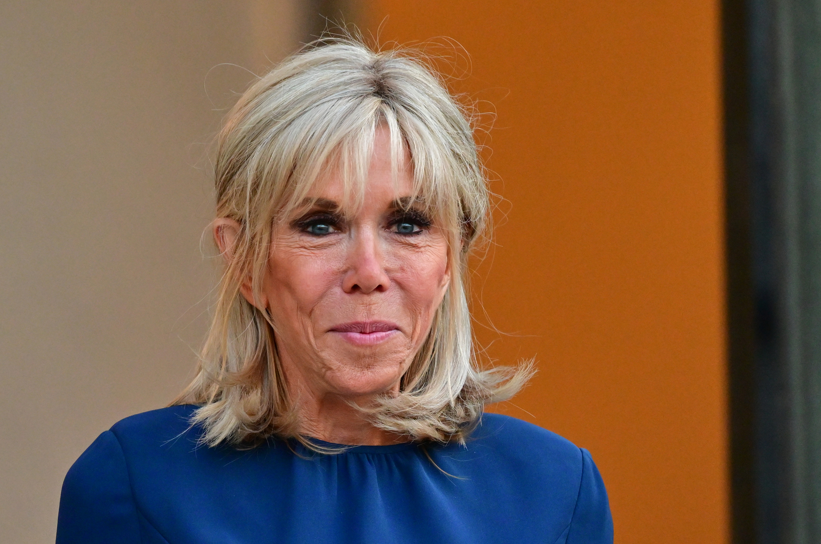 La boutique de la famille de Brigitte Macron protégée par les CRS ? La préfecture dément