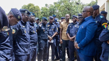 Sénégal : le ministre de l’Intérieur effectue une tournée de plusieurs postes frontaliers du sud et du sud-est du pays