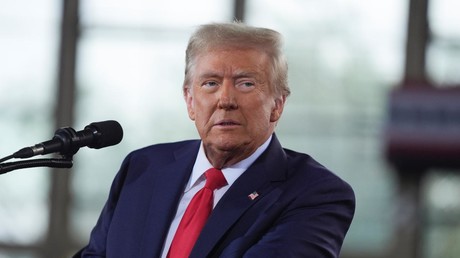 Trump accuse Kiev d’avoir revendu des missiles américains