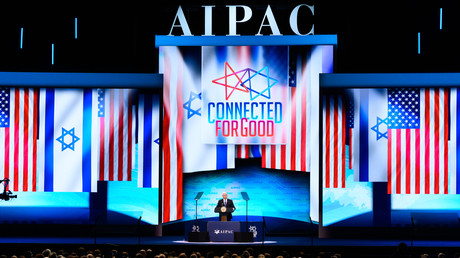 L’AIPAC abandonne les soutiens directs aux candidats, mais conserve sa puissance financière