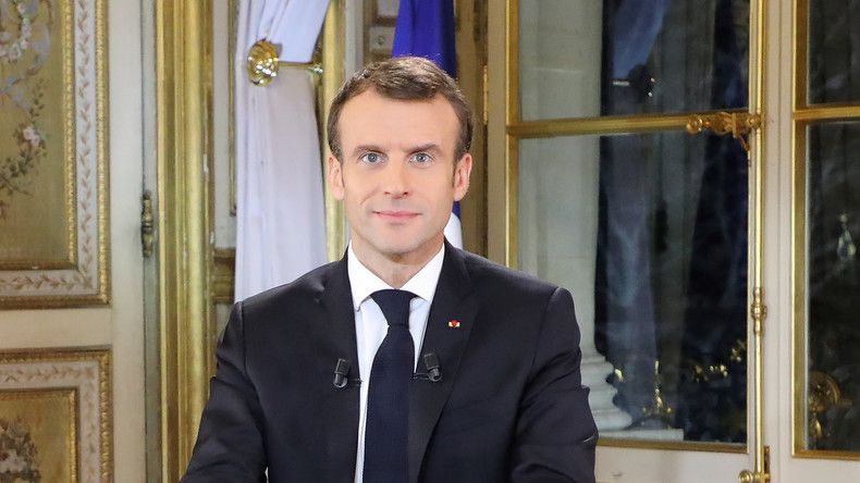 10/12/2018 : Emmanuel Macron décrète l'«état d'urgence économique et sociale»