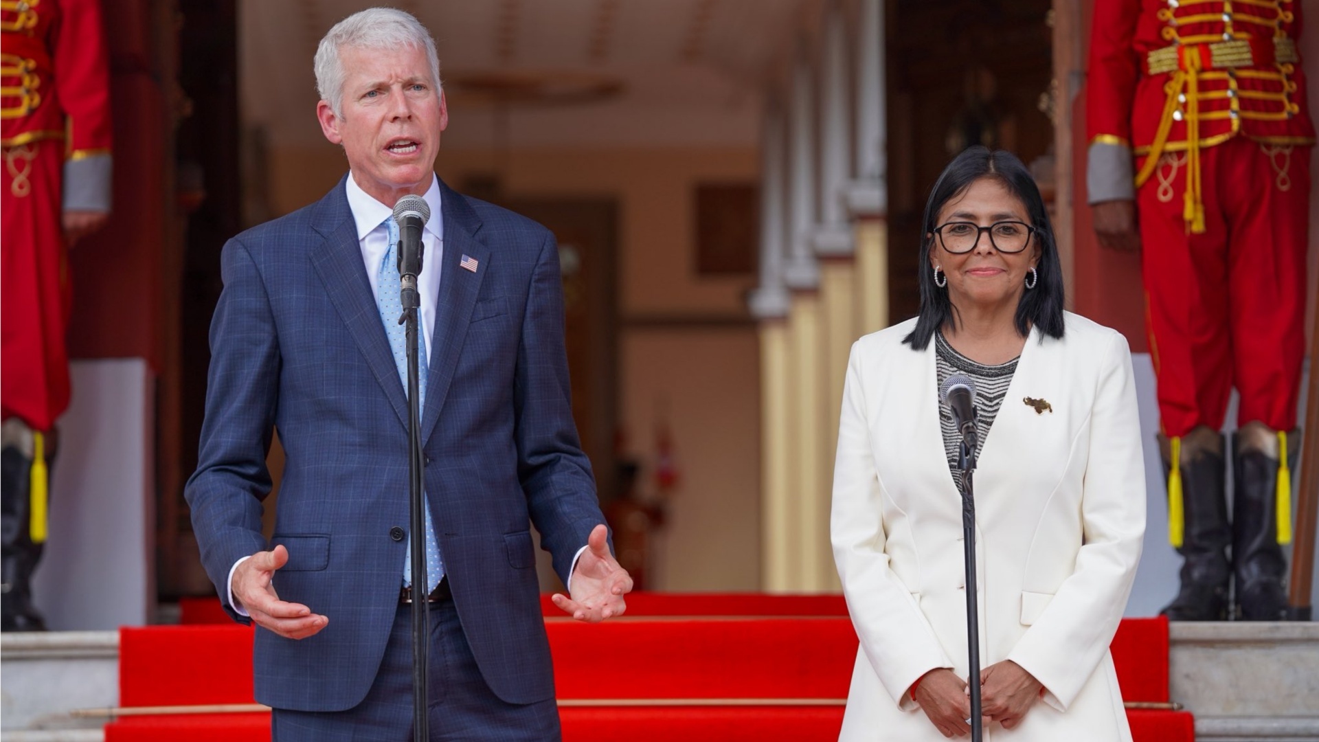 Delcy Rodriguez, Chris Wright