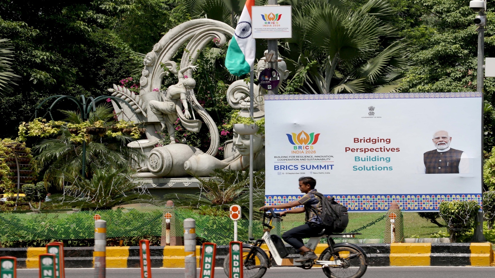 BRICS समिट 2026 : 9 देश, एक आर्टवर्क... संगम में दिखी ब्रिक्स की दोस्ती