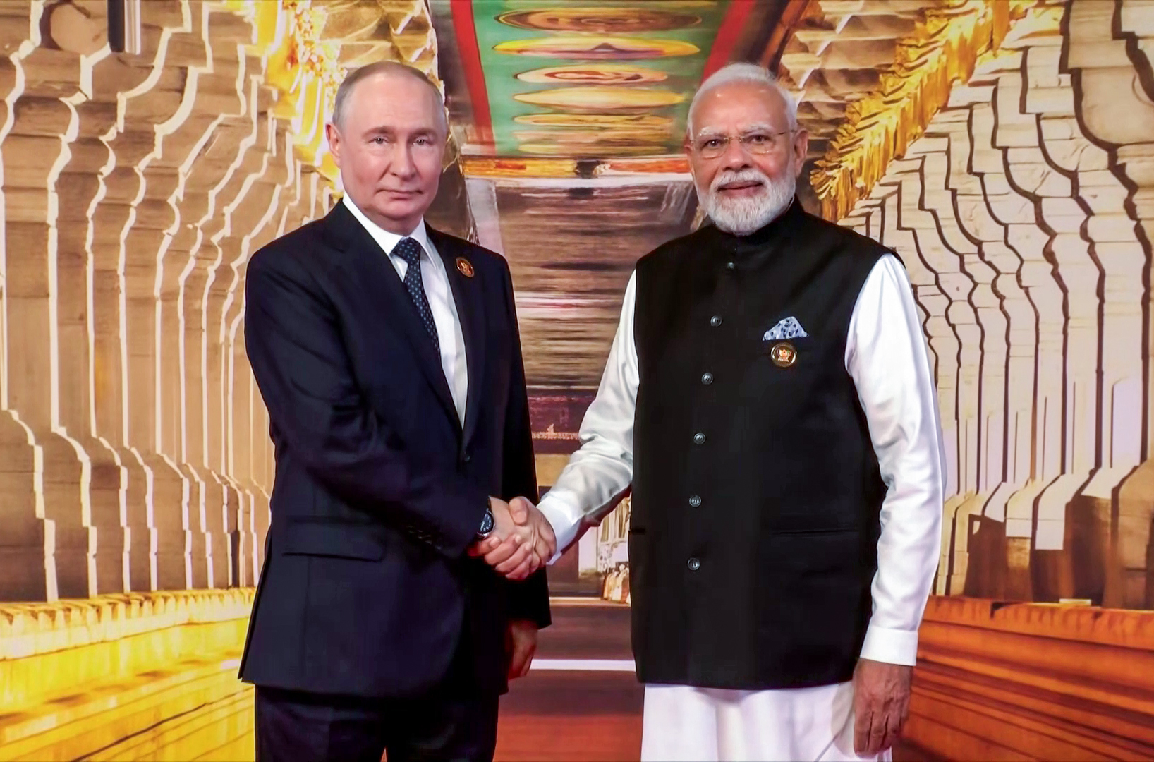 हैंडशेक, मुस्कुराहट और गर्मजोशी... BRICS की 10 तस्वीरों में दिखी बदलती जियोपॉलिटिक्स