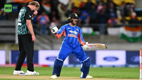 IND Vs NZ T20 : अभिषेक शर्मा ने कोहली-बाबर को छोड़ा पीछे, सूर्यवंशी के साथ वर्ल्ड रिकॉर्ड पार्टनरशिप