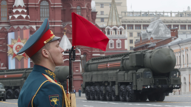 В новой ядерной доктрине Москвы Defense News увидел приглашение США к диалогу