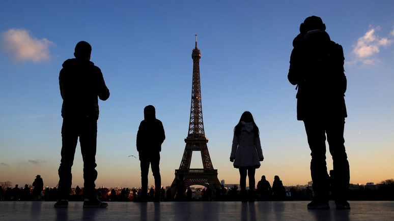 Le Monde: французская молодёжь стала главной жертвой коронавирусного кризиса