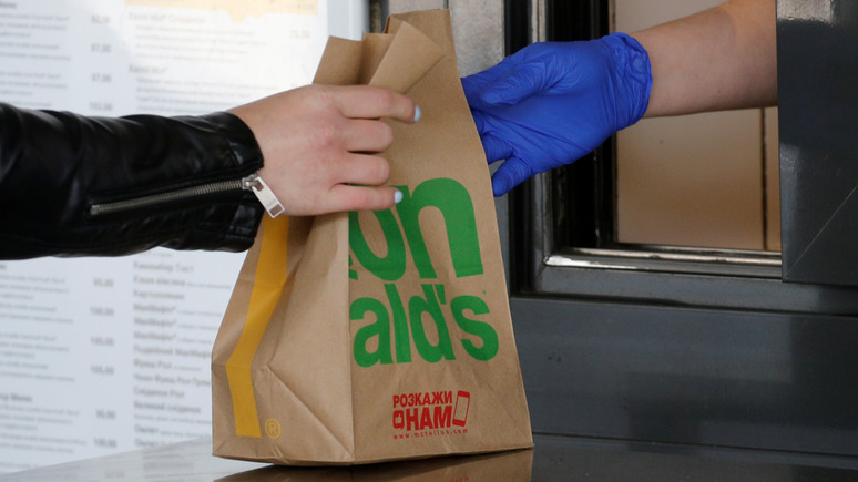 NewsOne: украинцы возмутились отказом McDonald's обслуживать клиентов на русском языке