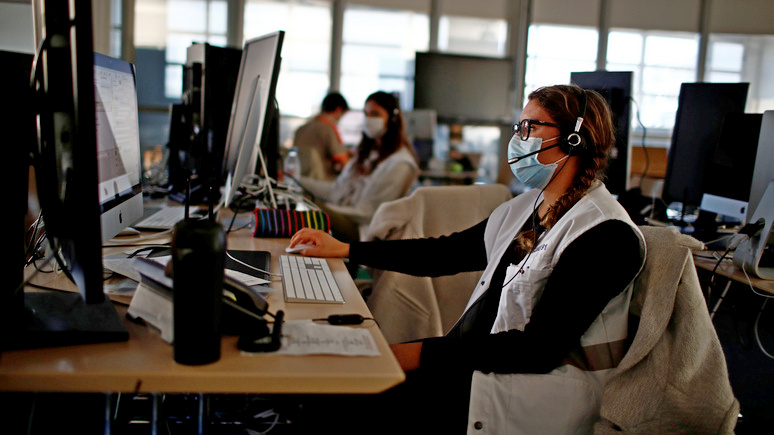 Le Monde: французы вернулись в офисы, но им не хватает свободного общения с коллегами