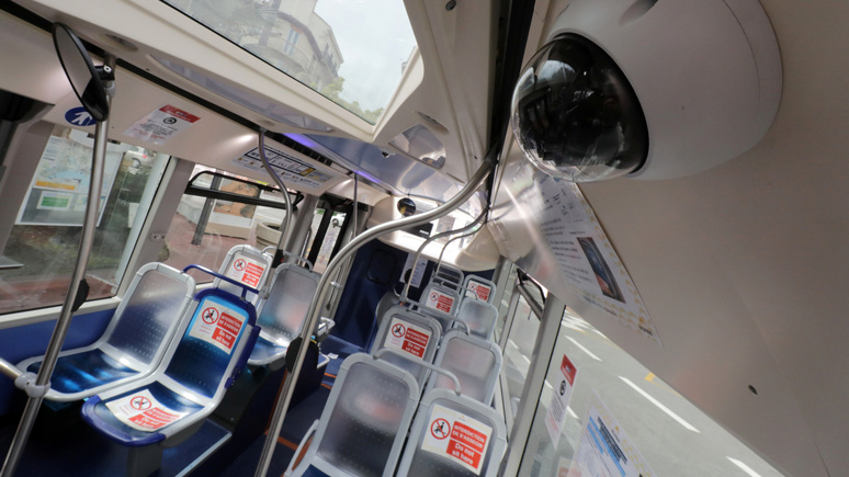 Le Parisien: требование надеть маски во французском автобусе обернулось трагедией 