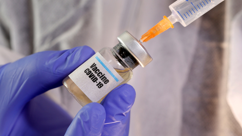 Times: оксфордскую вакцину от коронавируса будут производить в России
