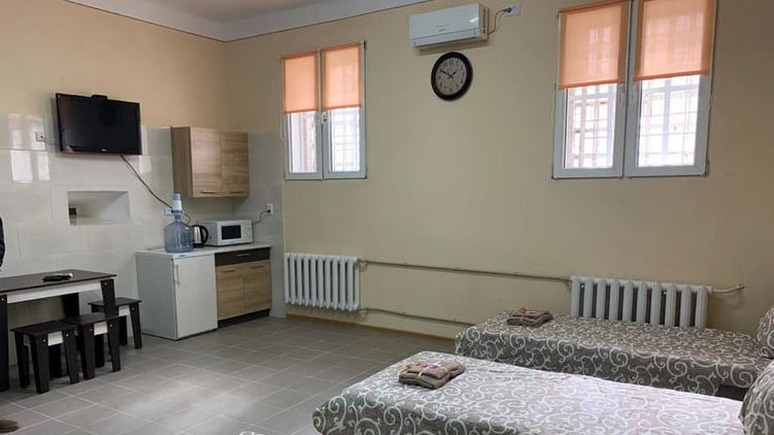 СТРАНА: украинцам предложили порадовать близких сертификатом на тюремную камеру