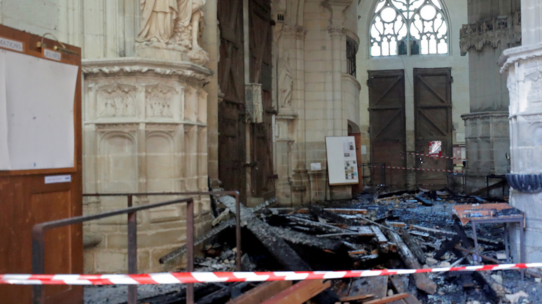 France 24: в поджоге Нантского собора сознался волонтёр местной епархии