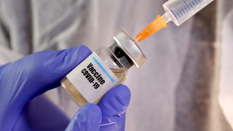 Business Insider: появление вакцины не означает, что можно забыть о масках