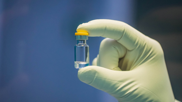 CNN: скорость создания российской вакцины от коронавируса рождает сомнения в её эффективности