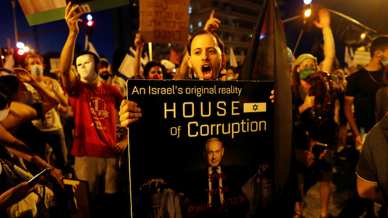 Guardian: «беспрецедентное событие» — в Израиле набирают обороты протесты с требованием отставки Нетаньяху