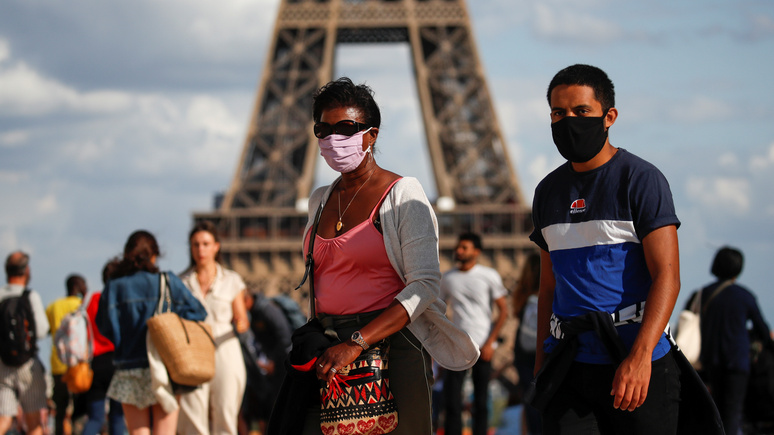 Оскорбления, нападения и убийства — Le Figaro рассказала, чем заканчиваются во Франции требования надеть маску