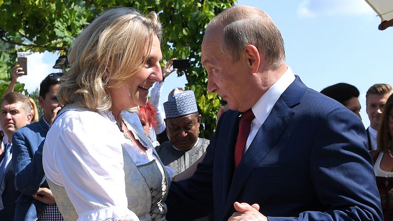 Kurier: в общении с Путиным помогут не реверансы, а диалог на равных