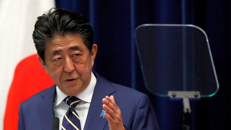 «Вредительская» политика — Mainichi раскритиковала премьера Абэ за угодничество перед Путиным и провал возврата «северных территорий»