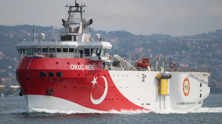 Bloomberg: по тонкой линии — ЕС пригрозил Турции санкциями за разведку энергоресурсов в Средиземном море
