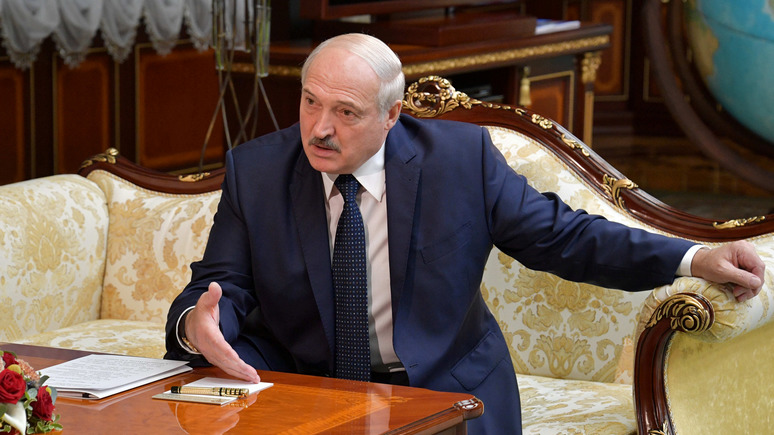 Die Welt: «самоназначенный президент» Лукашенко успешно избегает санкций