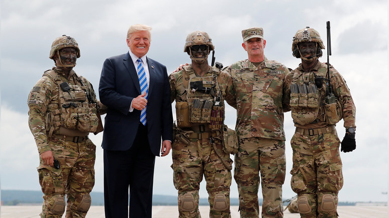 Times: «в армии меня любят» — Трамп отрицает, что оскорблял военных США 