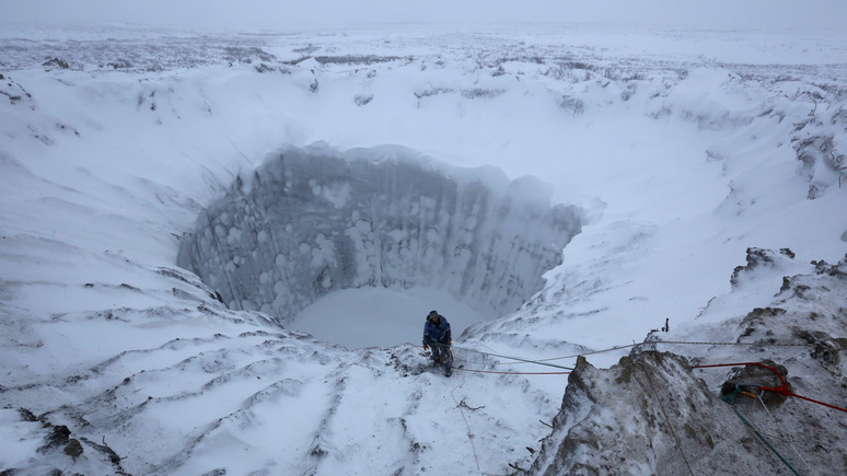 Forbes: учёные разобрались с причиной возникновения загадочных сибирских кратеров
