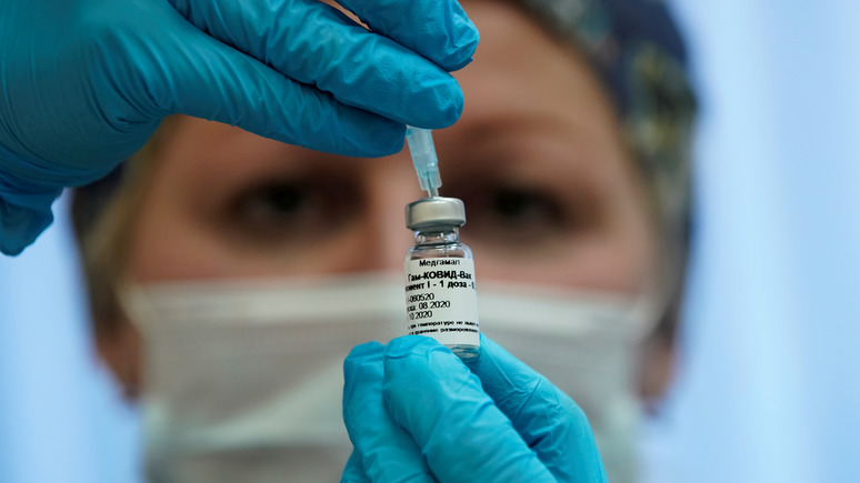 Уругвайский журналист призвал не верить западным байкам о российской вакцине