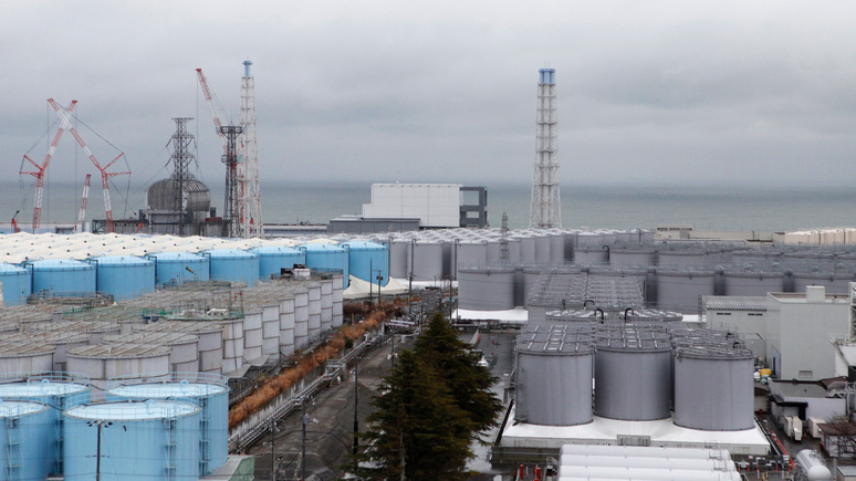 Independent: «катастрофические последствия» — японские рыбаки призывают власти не сливать радиоактивную воду с АЭС «Фукусима» в океан