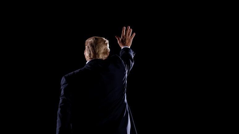 Daily Mail: Трамп пошутил, что покинет США, если проиграет «худшему кандидату в истории»