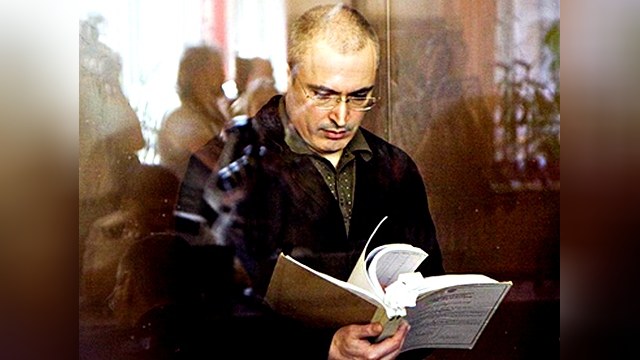 Российские кинотеатры не решились показывать «Ходорковского»