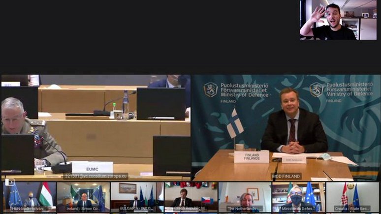 Bild: голландский журналист «взломал» секретную видеоконференцию министров обороны ЕС
