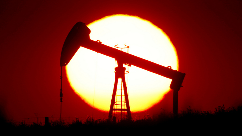 Handelsblatt: если страны ОПЕК не договорятся о сокращении добычи, цены на нефть снова рухнут