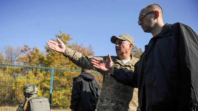 Вести: украинские пограничники своими руками свяжут колючую проволоку для «стены Яценюка»