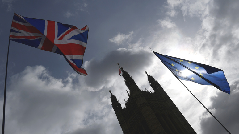 Independent: Джонсон призвал ЕС изменить позицию по переговорам, пригрозив «жёстким» брекситом