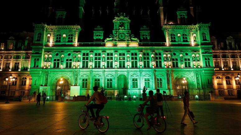 Le Monde: «заботится о городском бюджете» — в Парижском совете появился альтруист, отказавшийся от жалования