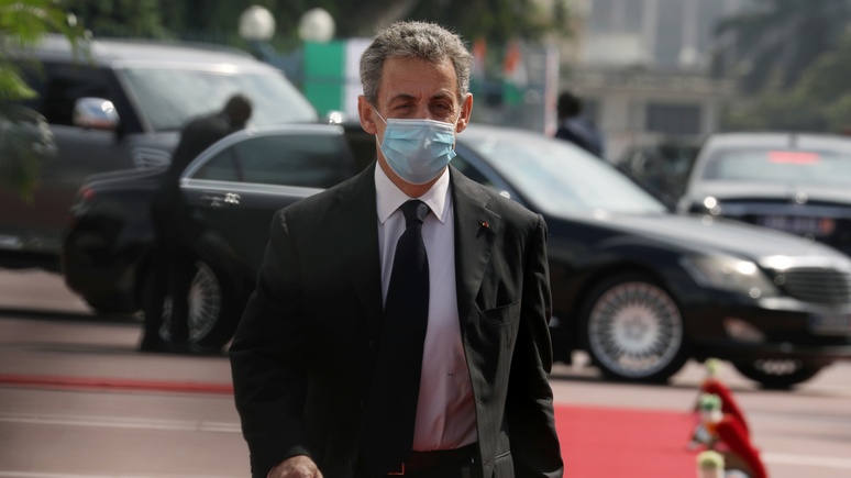 Libération: Франция начала расследовать работу Саркози на российскую компанию