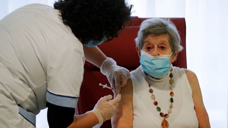 Daily Telegraph: смертность от коронавируса в британских домах престарелых достигла рекордного уровня 