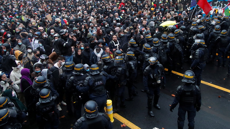 Le Figaro: Amnesty International осудила «необоснованные задержания» на прошлогоднем митинге в Париже
