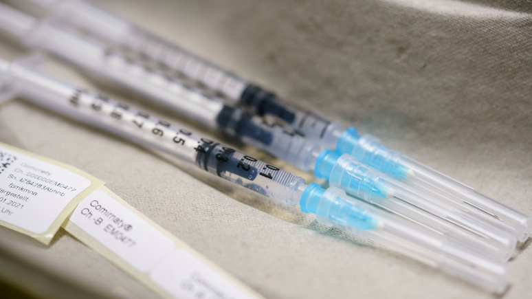 WSJ: Москва отвергла обвинения в подрыве доверия к западным вакцинам