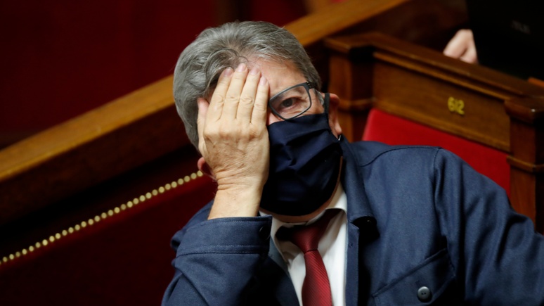 Le Figaro: французский политик призвал забыть про идеологию в вопросе вакцин